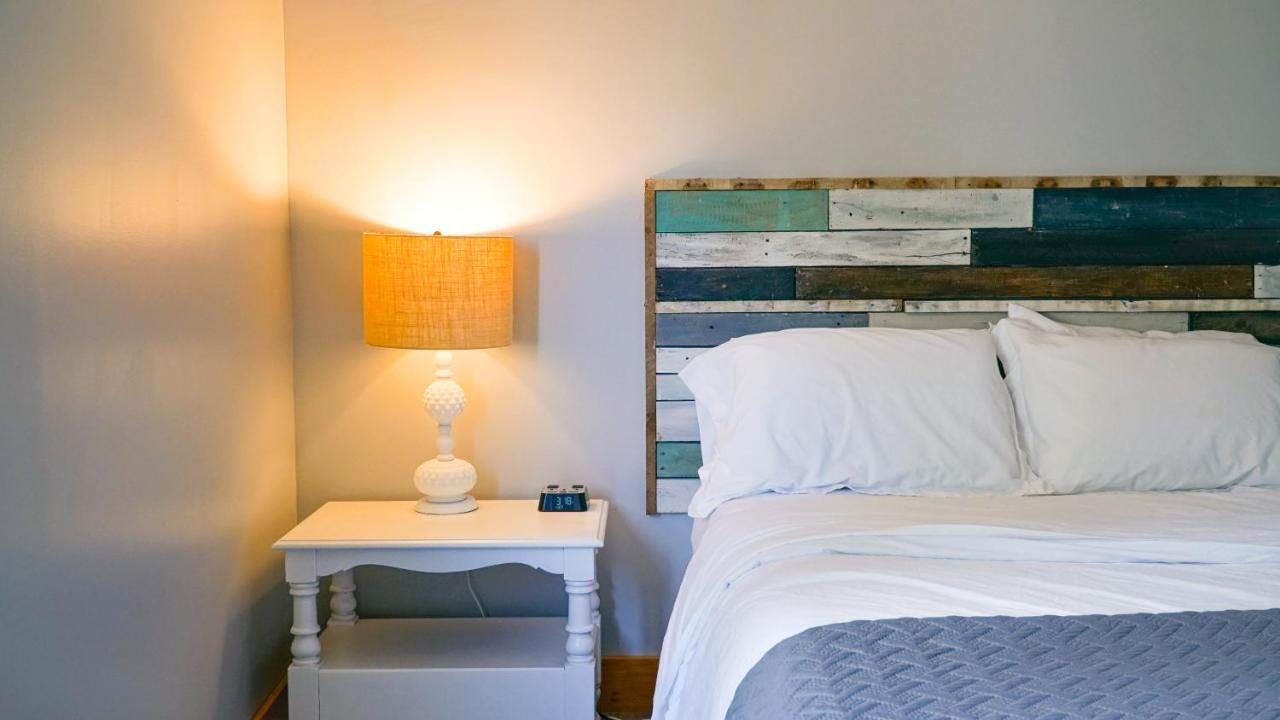 Alexander'S Landing Aparthotel Monticello Εξωτερικό φωτογραφία